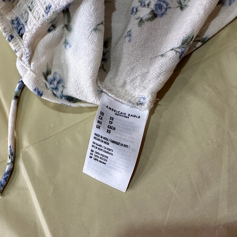 American Eagle crop top size XS - Picture 4 of 4